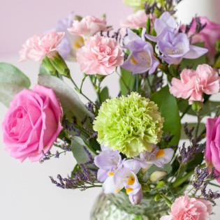 Sweetheart - Letterbox Seasonal Bouquet